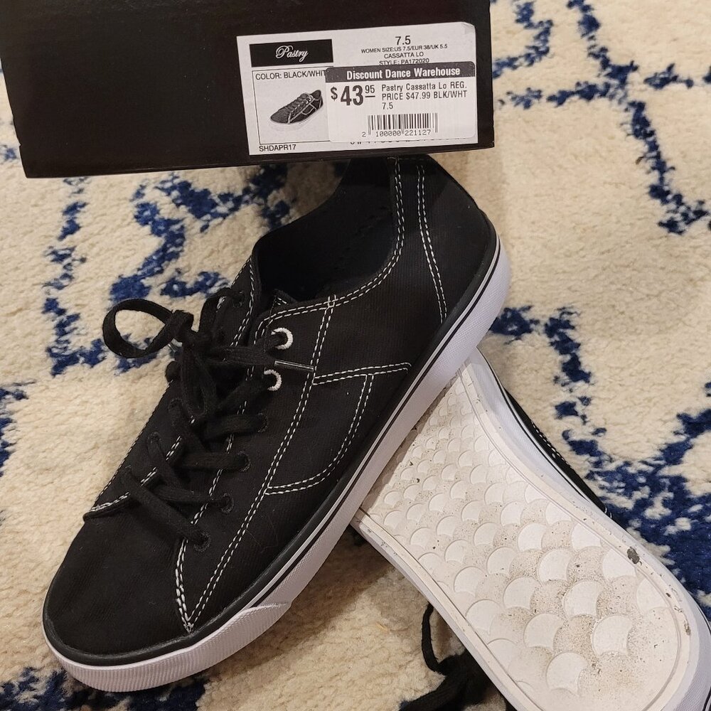 Hip Hop dance sneaker